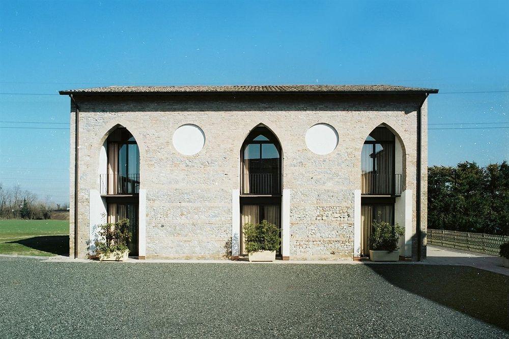 Villa Meli Lupi - Residenze Temporanee Parma Exterior photo