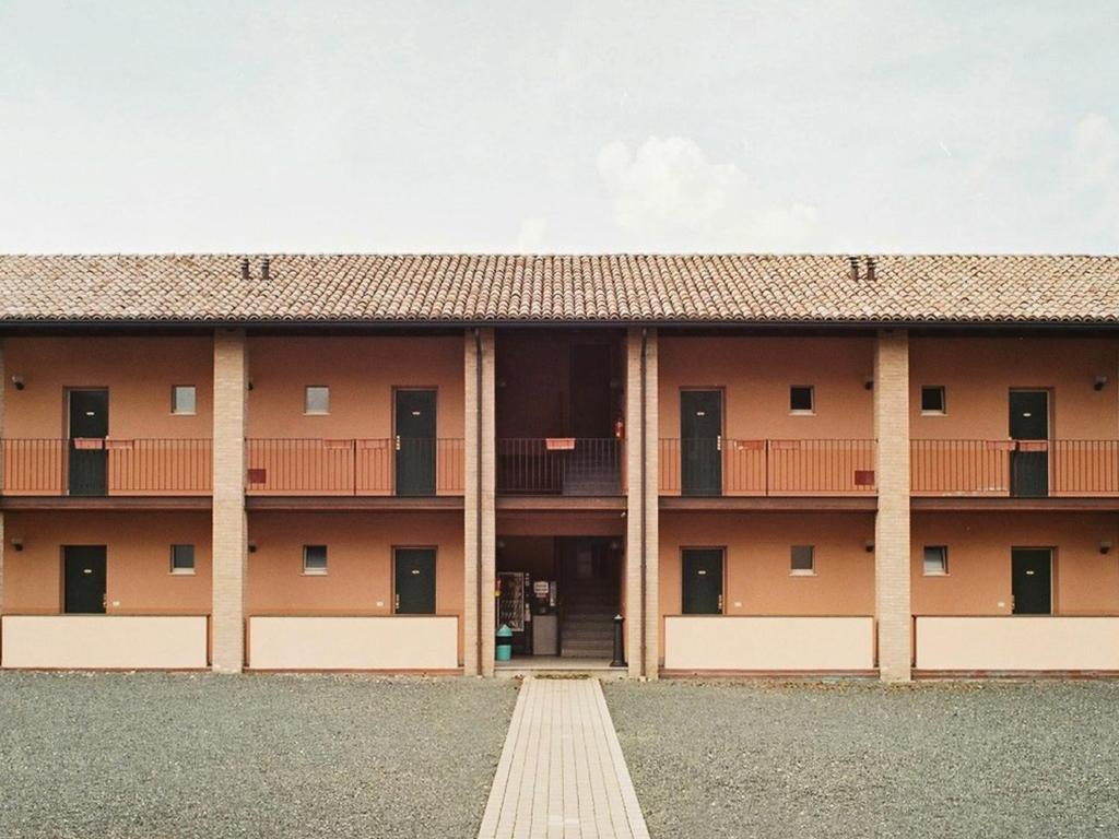 Villa Meli Lupi - Residenze Temporanee Parma Exterior photo